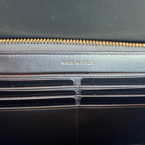 CHANEL WRISTLET/WALLET NEW IN BOX WITH COA CARD - Picture 9 of 13